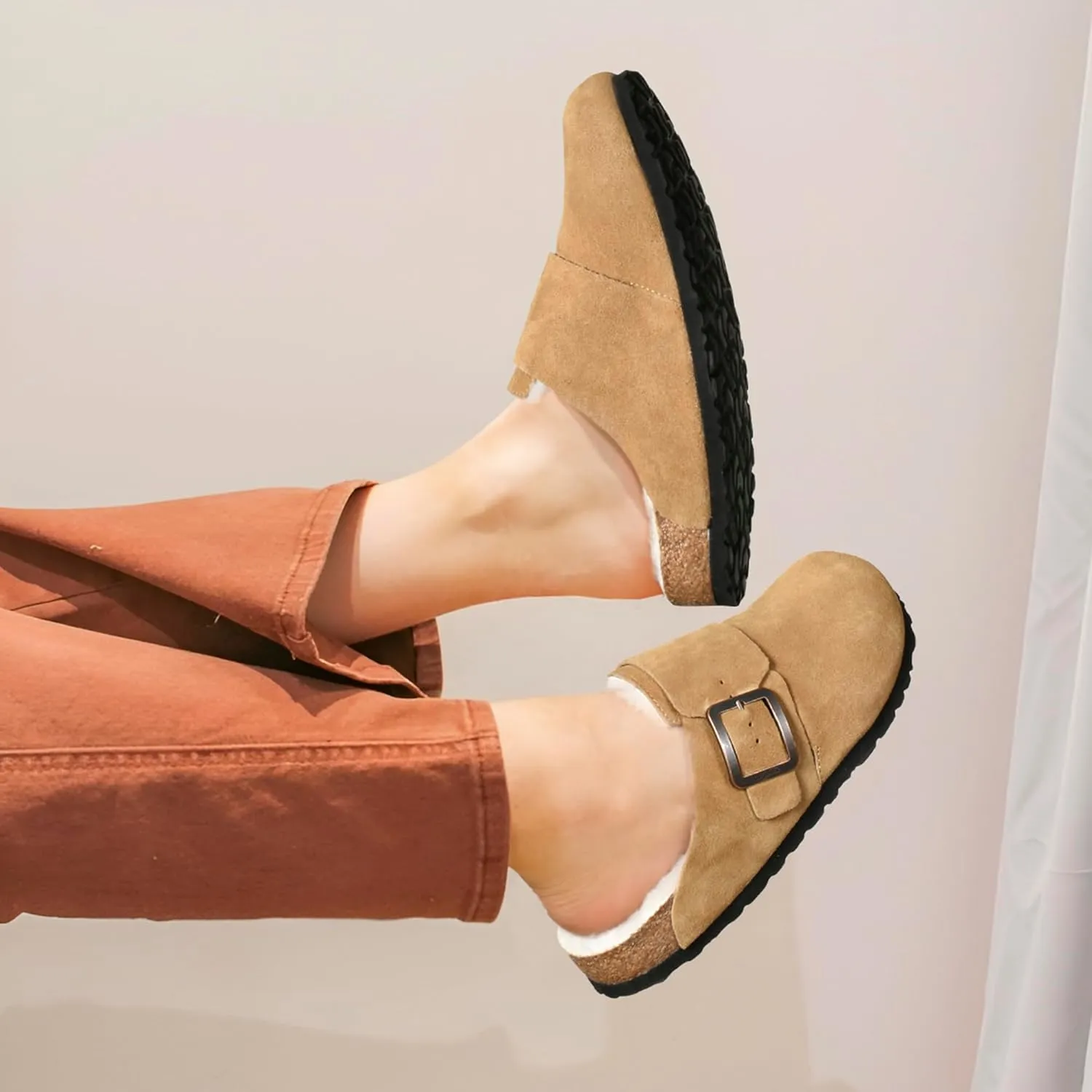 AEROTHOTIC Genuine Leather Fur Lined Clogs for Women with Arch Support Memory Foam Soft Cork Foodbed All-Day Wear Casual Comfort Potato Shoes Mules