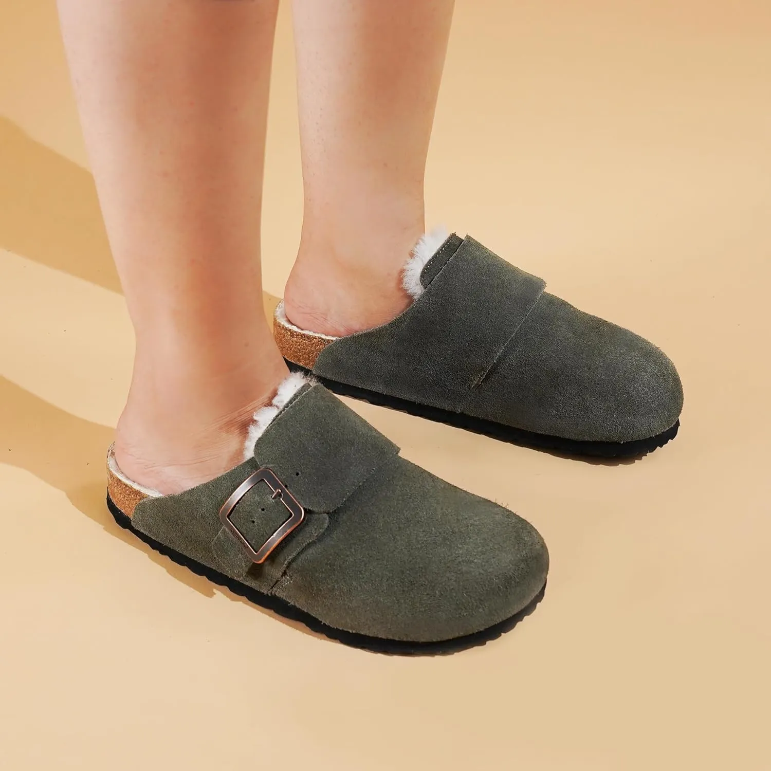 AEROTHOTIC Genuine Leather Fur Lined Clogs for Women with Arch Support Memory Foam Soft Cork Foodbed All-Day Wear Casual Comfort Potato Shoes Mules