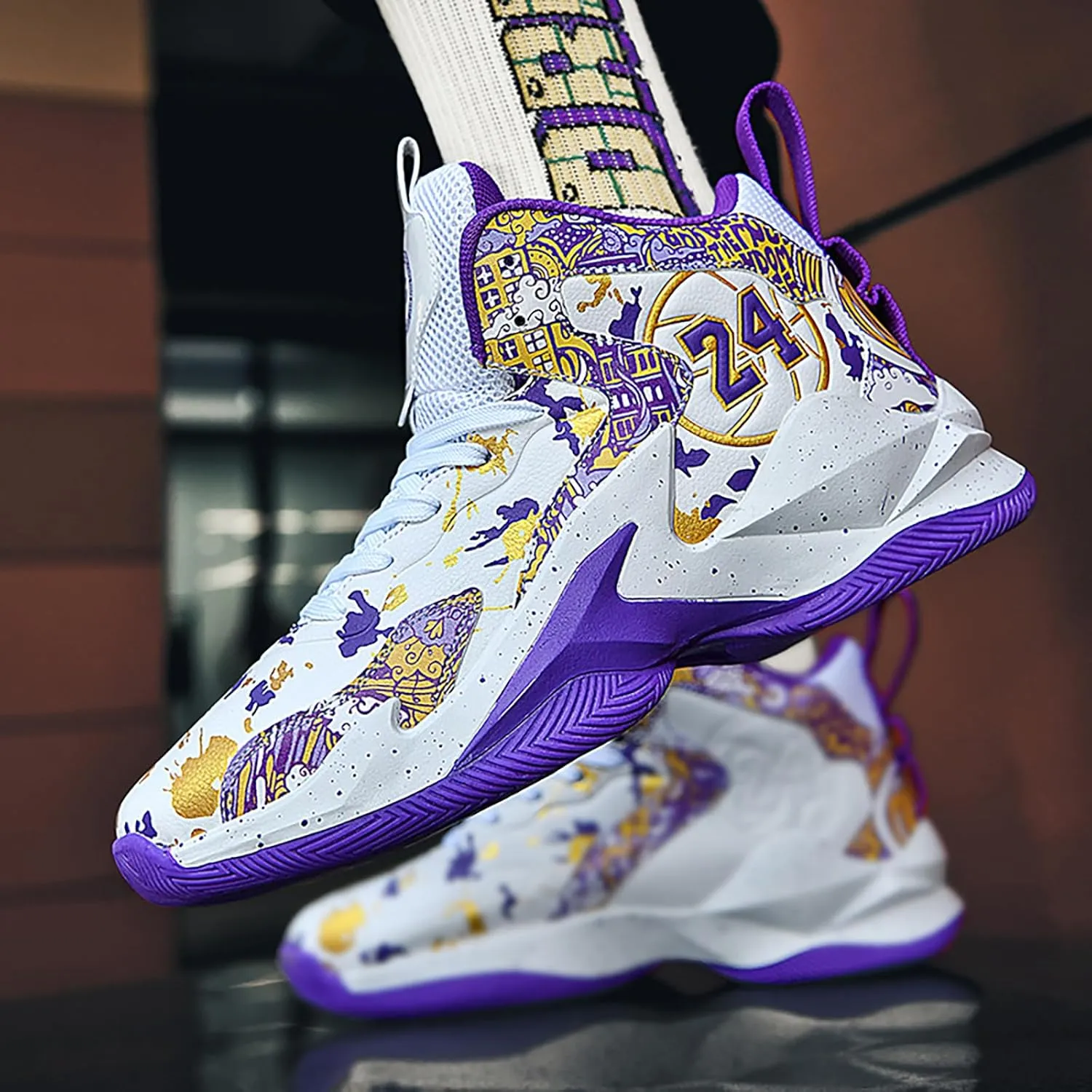 Boys Basketball Shoes Breathable Indoor Athletic Shoes Youth Outdoor Fashion Sneakers Comfortable Basketball Shoes for Girls
