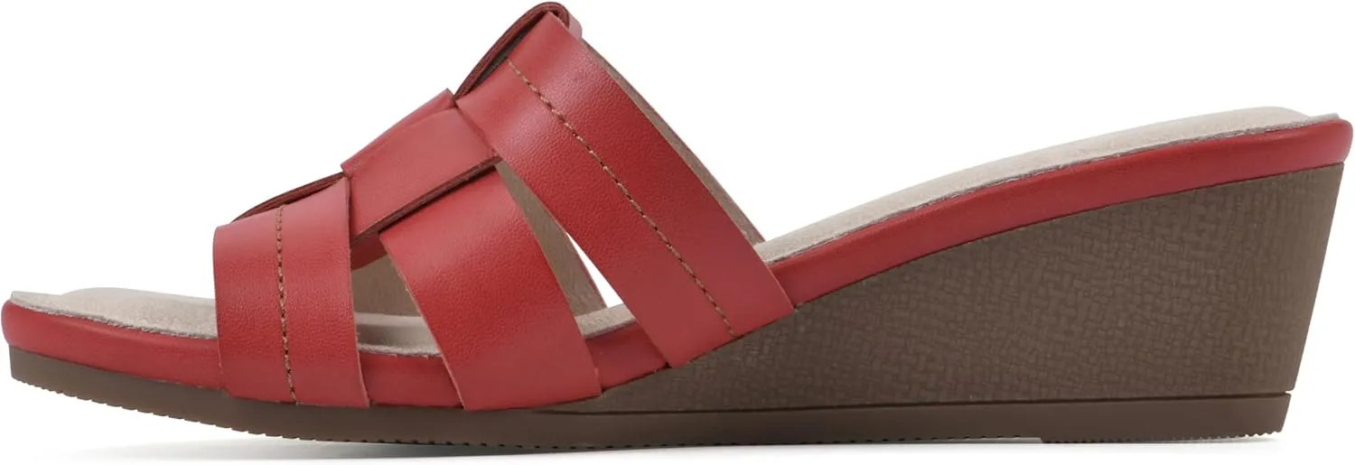 CLIFFS BY WHITE MOUNTAIN Women's Candyce Wedge Sandal