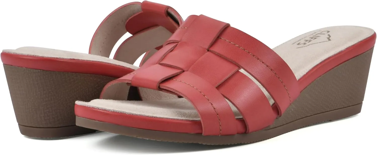 CLIFFS BY WHITE MOUNTAIN Women's Candyce Wedge Sandal