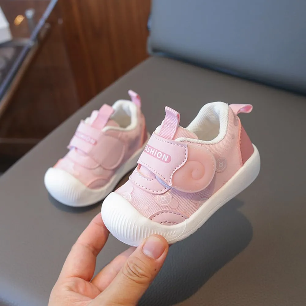 DEEKEY Toddler Boys Girls Tennis Barefoot Shoes Preschool Non Slip Lightweight Breathable First Walking Shoes Running Outdoor Shoes