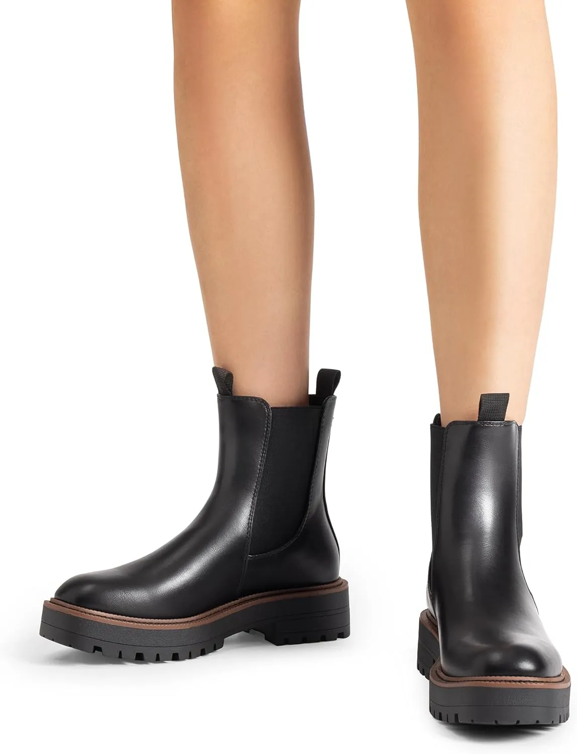 DREAM PAIRS Women's Chelsea Ankle Boots Square Toe Fashion Low Heel Lug Sole Platform Fall Booties Shoes