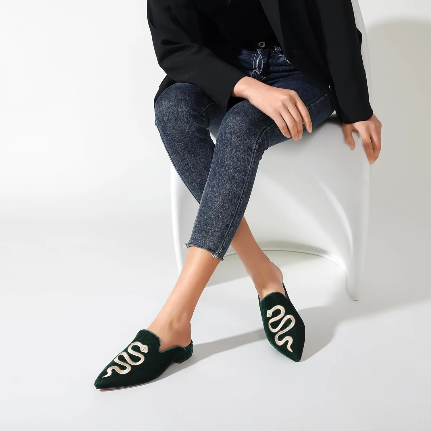 Embroidered Mules for Women Pointed Toe Backless Velvet Flats with Snake Pattern