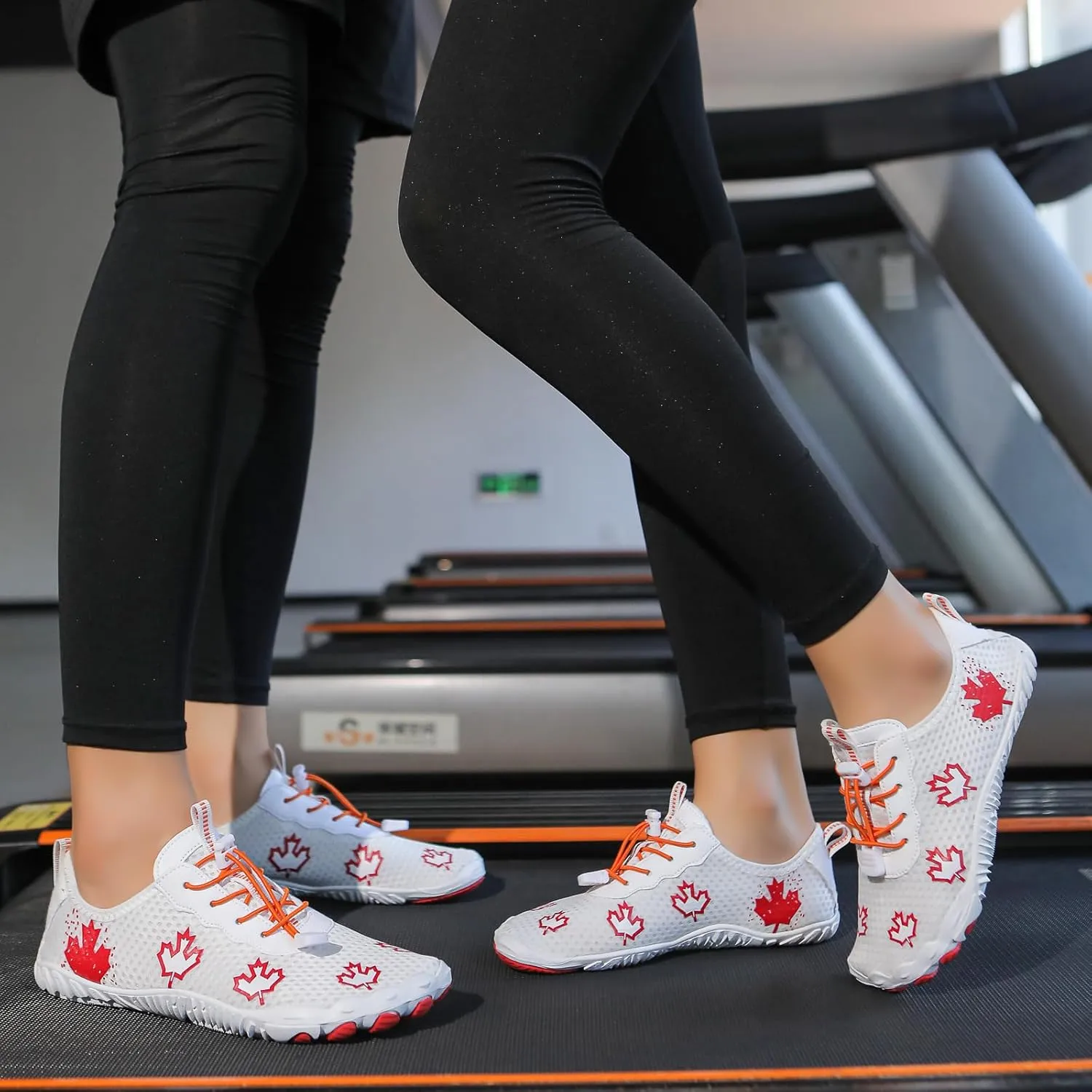 Hike Barefoot Shoes Women Men Non-Slip Athletic Footwear Wide Toe Box Shoes Grounded Footwear Maple Leaf Print Running Swimming Sneaker Quick Dry Hiking Shoe Lightweight Breathable Shoe
