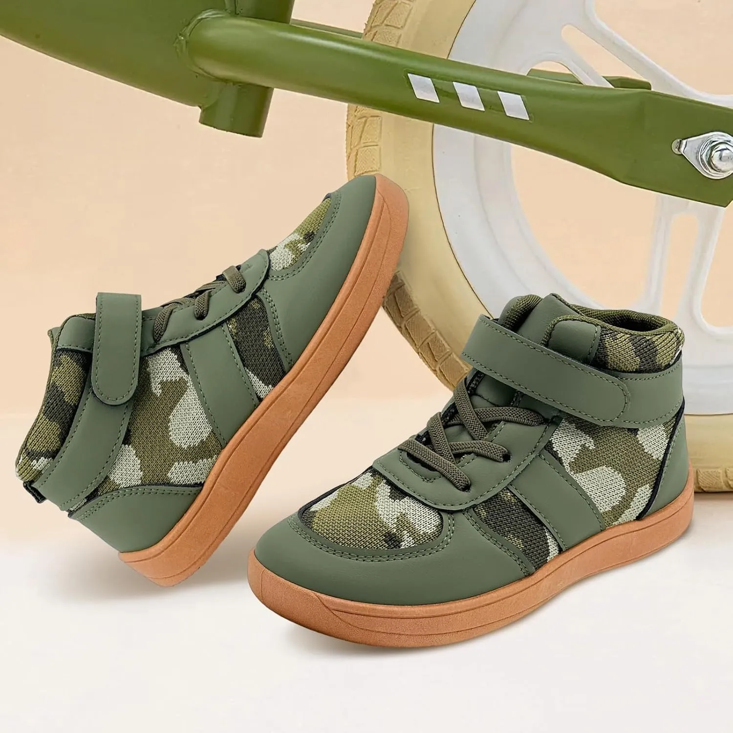 Kids High Top Barefoot Shoes Boys Girls Wrestling Shoes Anti-Skid Adventure Hiking Boots