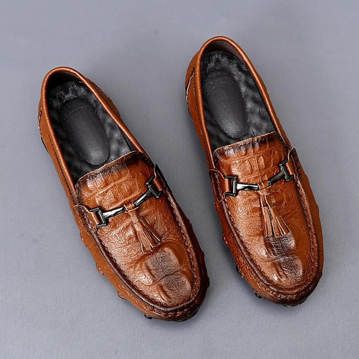 Mens Genuine Cowhide Leather Loafers Slip Ons, One - Step - on Shoes, Casual Driving and Business Suitable Flat Walking Moccasin Boat Shoes, Fashionable Wedding Slipper