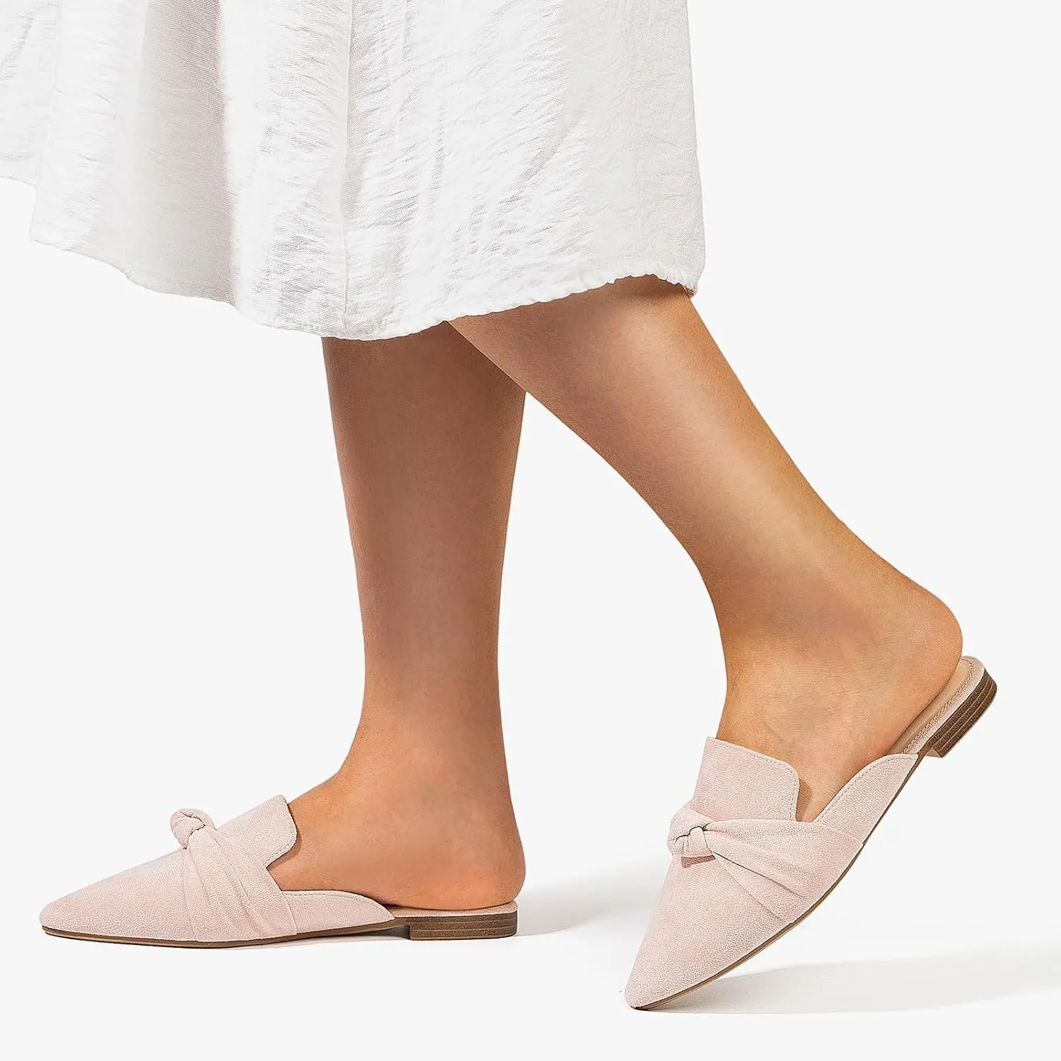 MUSSHOE Mules for Women Flats Comfortable Pointed Toe Slip on Women Mules Flats…