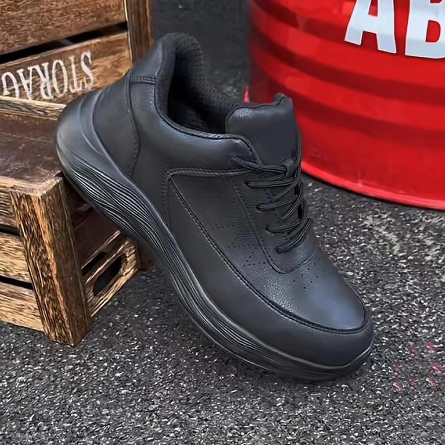 Non Slip Work Shoes, Water Oil Resistant Sneakers, Lightweight Kitchen Chef Restaurant Food Service Nursing Leather Footwear