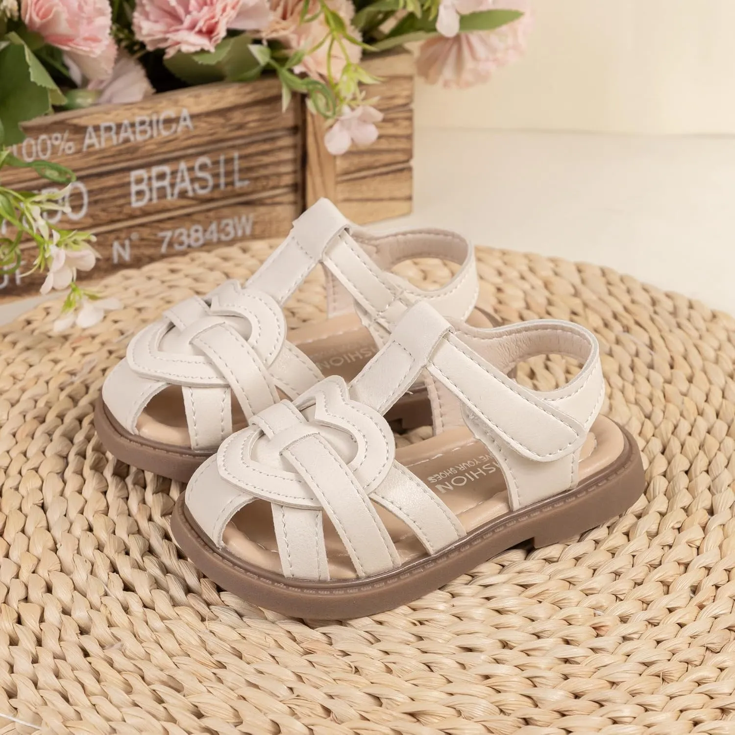 ohsofy Girls Sandals Closed Toe Flower Summer Outdoor Beach Dress Shoes (Toddler/Little Kid)