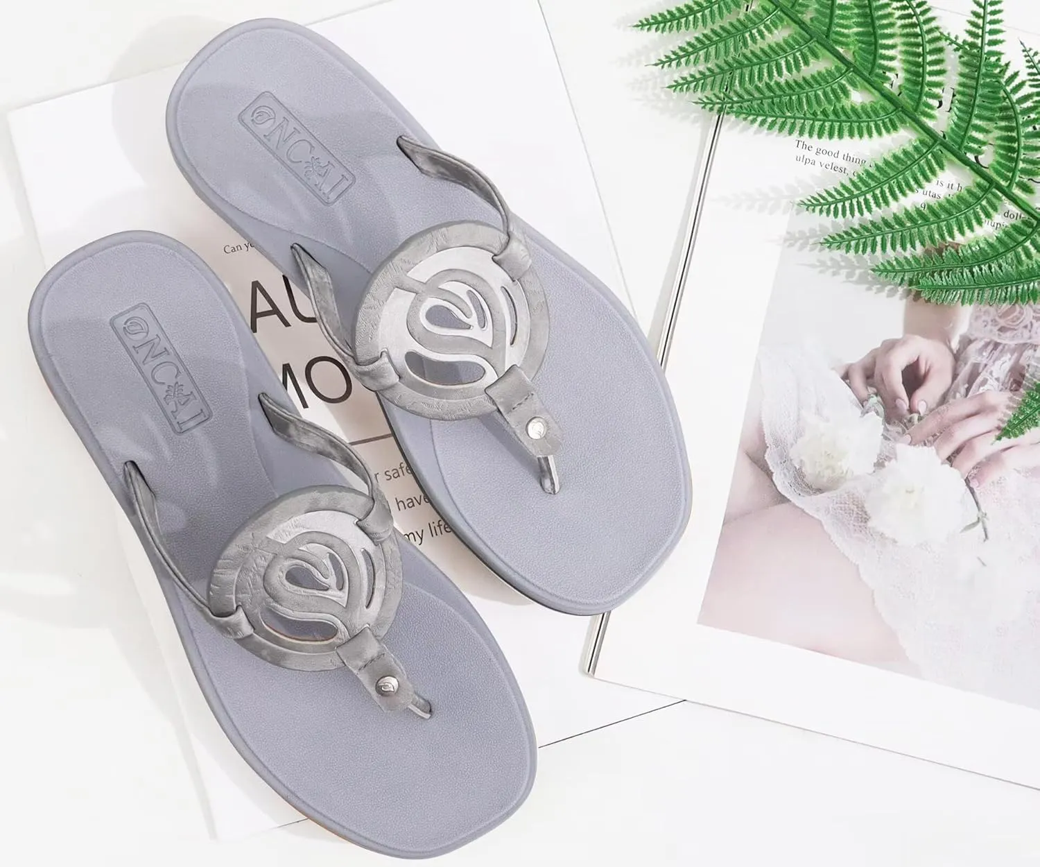 ONCAI Womens Flip Flops Fashion Flat Sandals Summer Vacations Casual Cute Slip On Dressys Sandals for Woman Size 6-11