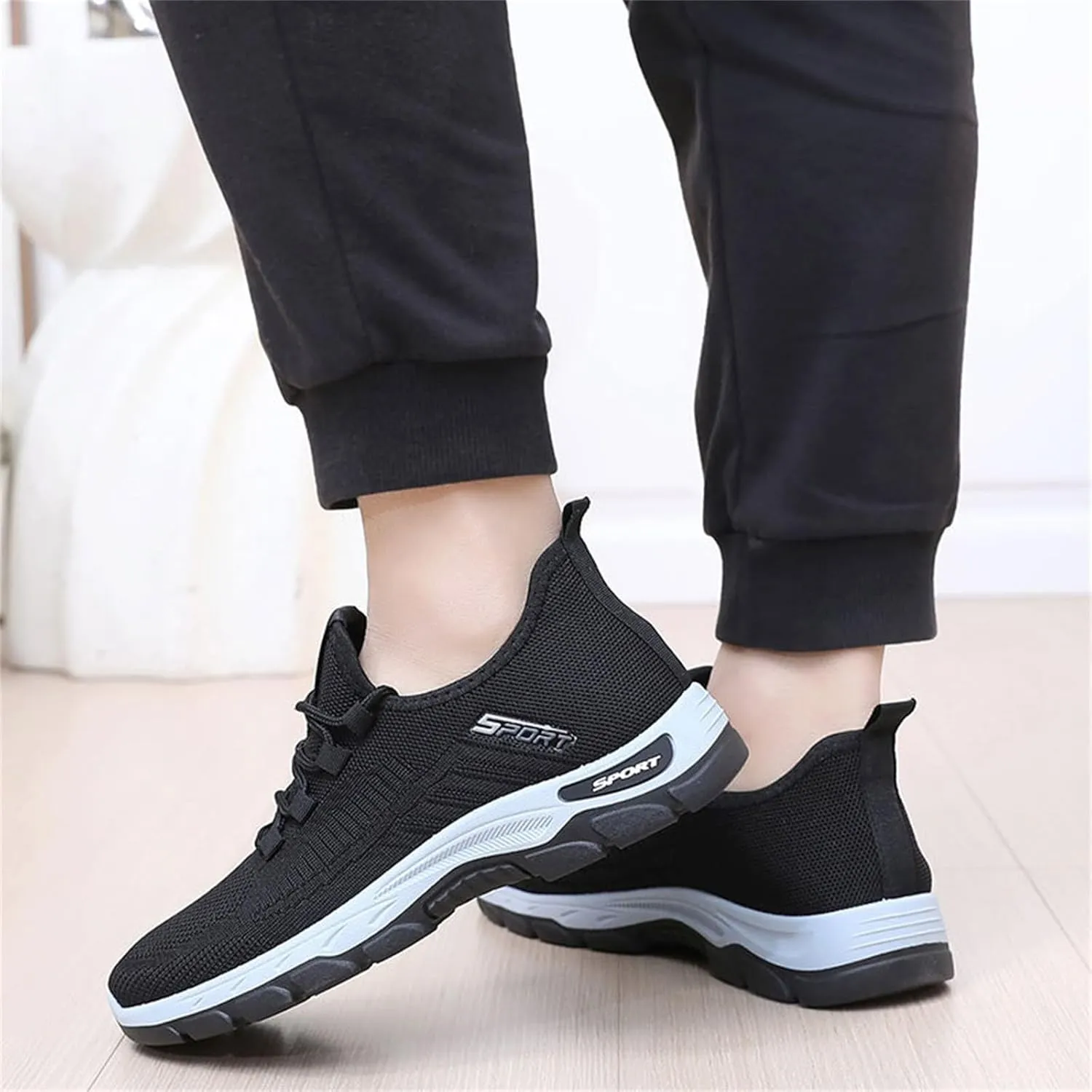 Running Shoes for Men Gym Tennis Athletic Mesh Sneakers Lightweight Sports Fashion Breathable Casual Shoes
