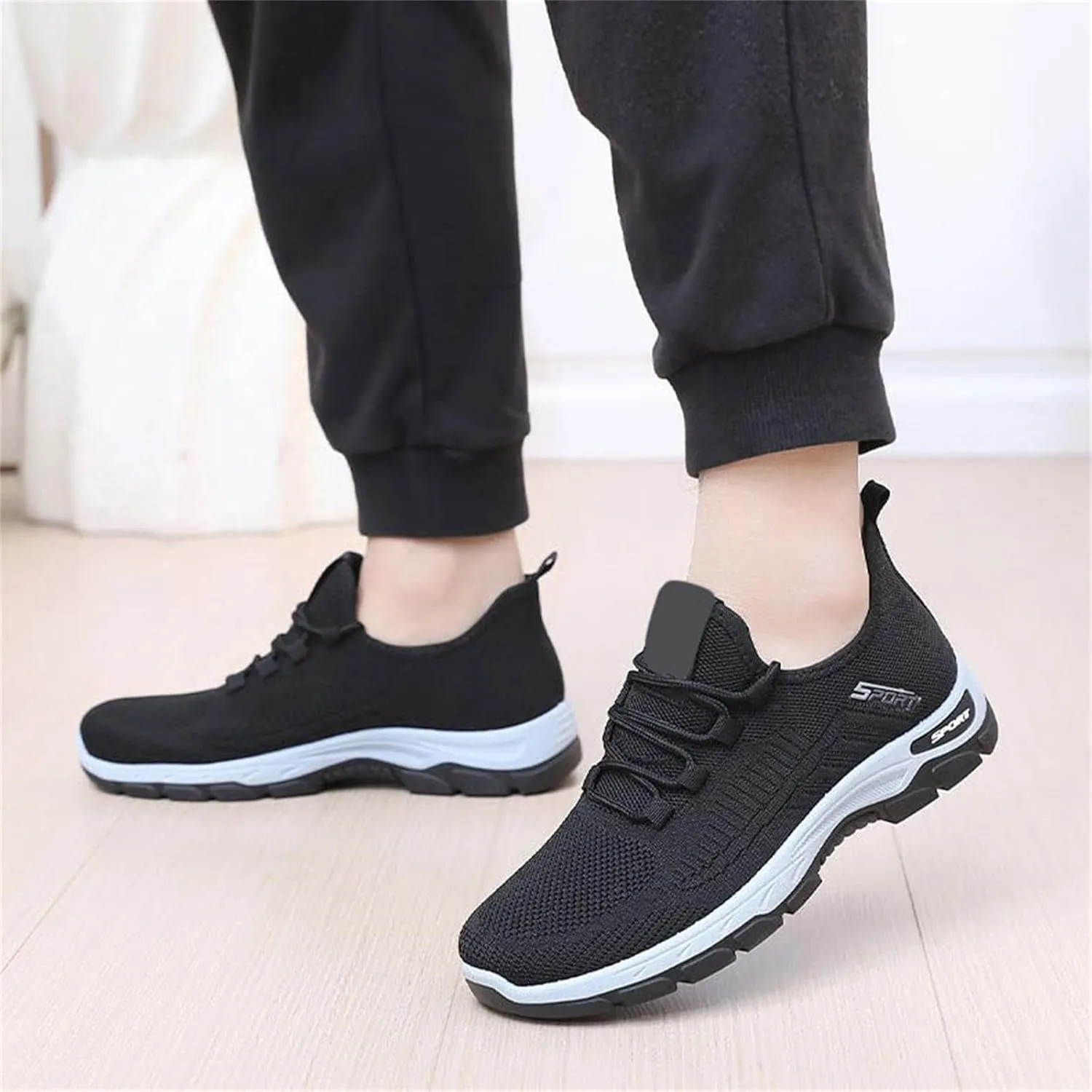Running Shoes for Men Gym Tennis Athletic Mesh Sneakers Lightweight Sports Fashion Breathable Casual Shoes