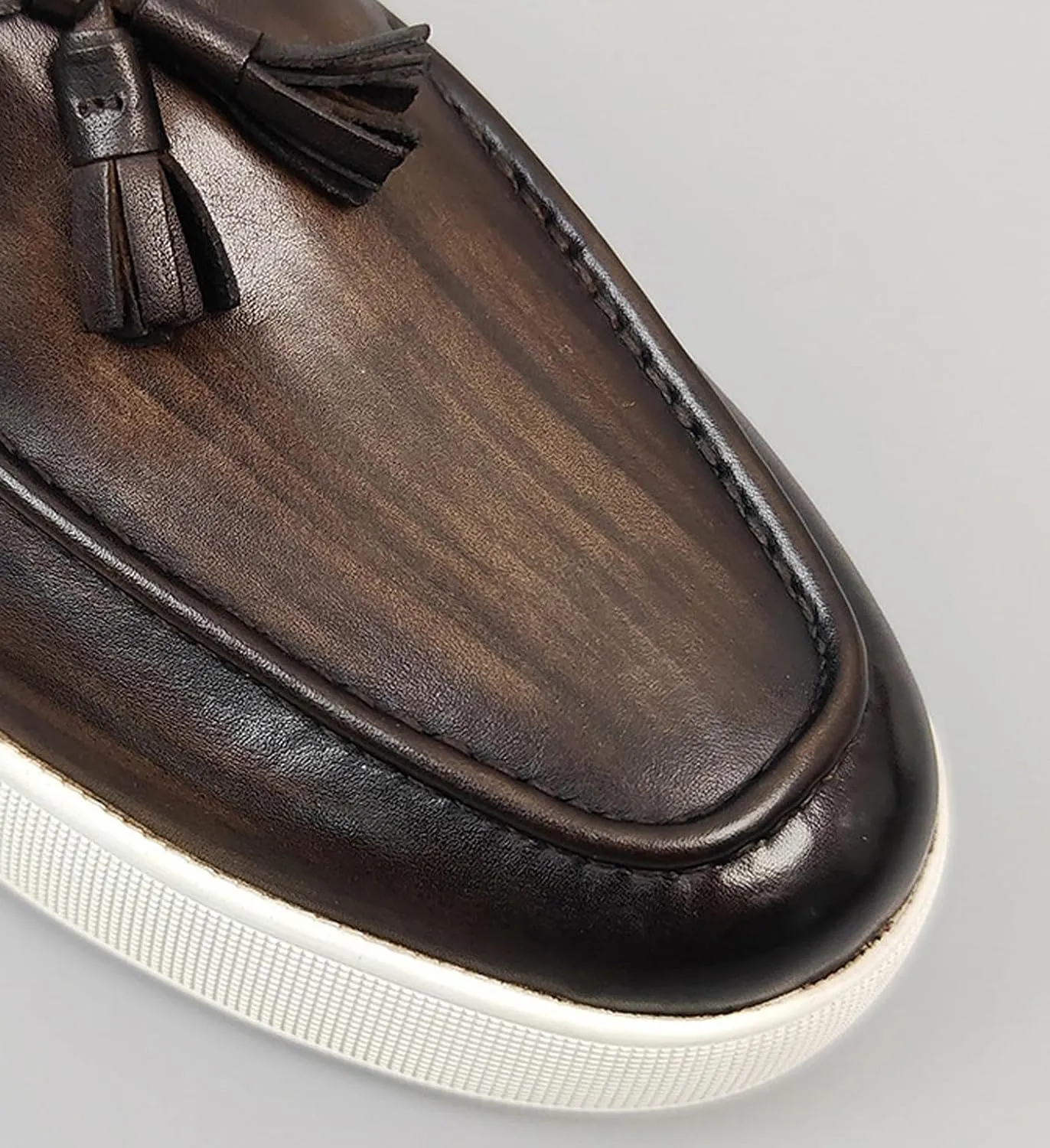 Santimon Men’s Leather Penny Loafers with Tassels – Stylish Slip-On Dress Casual Shoes, Classic & Comfortable for Business, Weddings, and Casual Wear