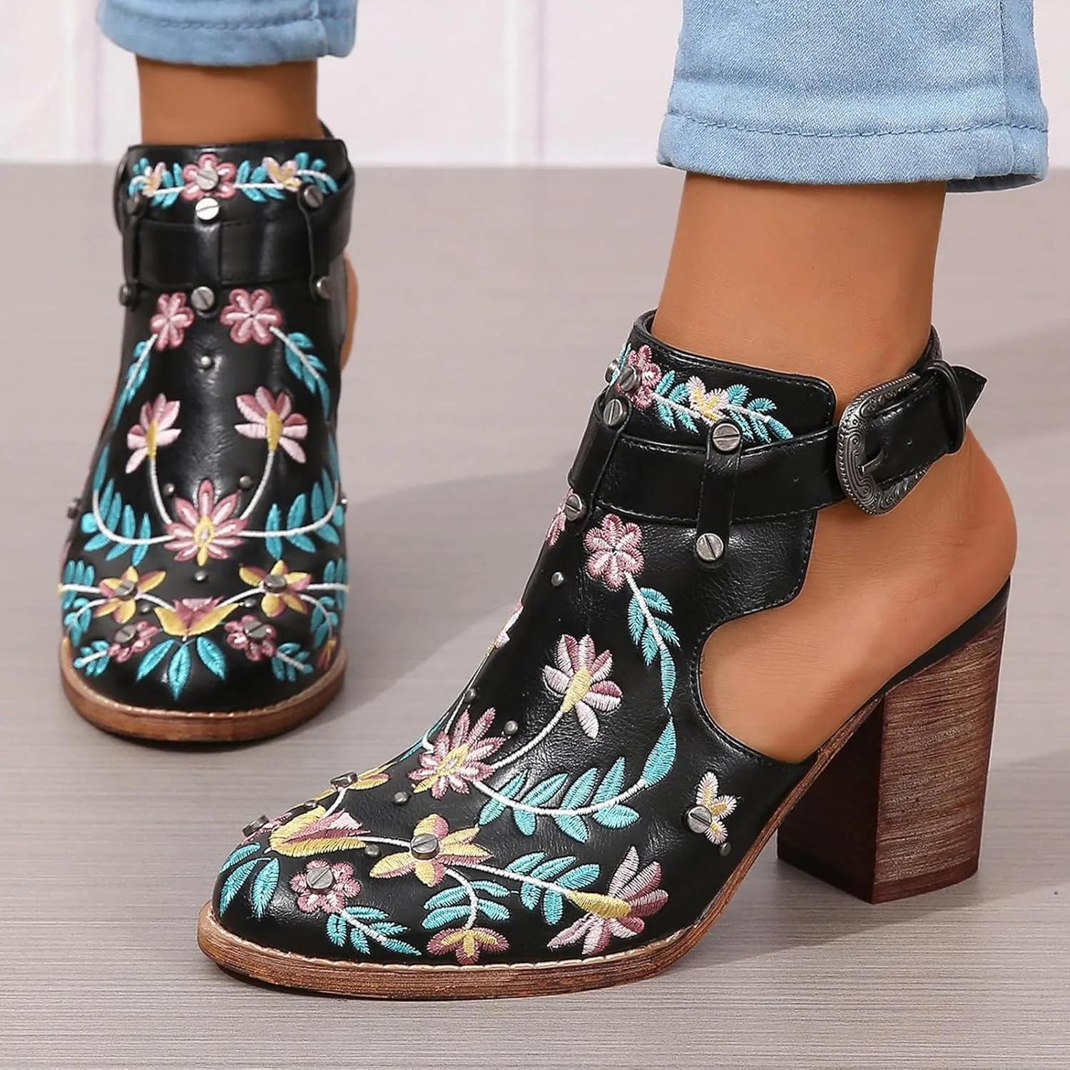 Women's Floral Embroidered Ankle Boots Round Toe Buckled Backless Western Vintage Wooden Chunky Heeled Shorts Booties