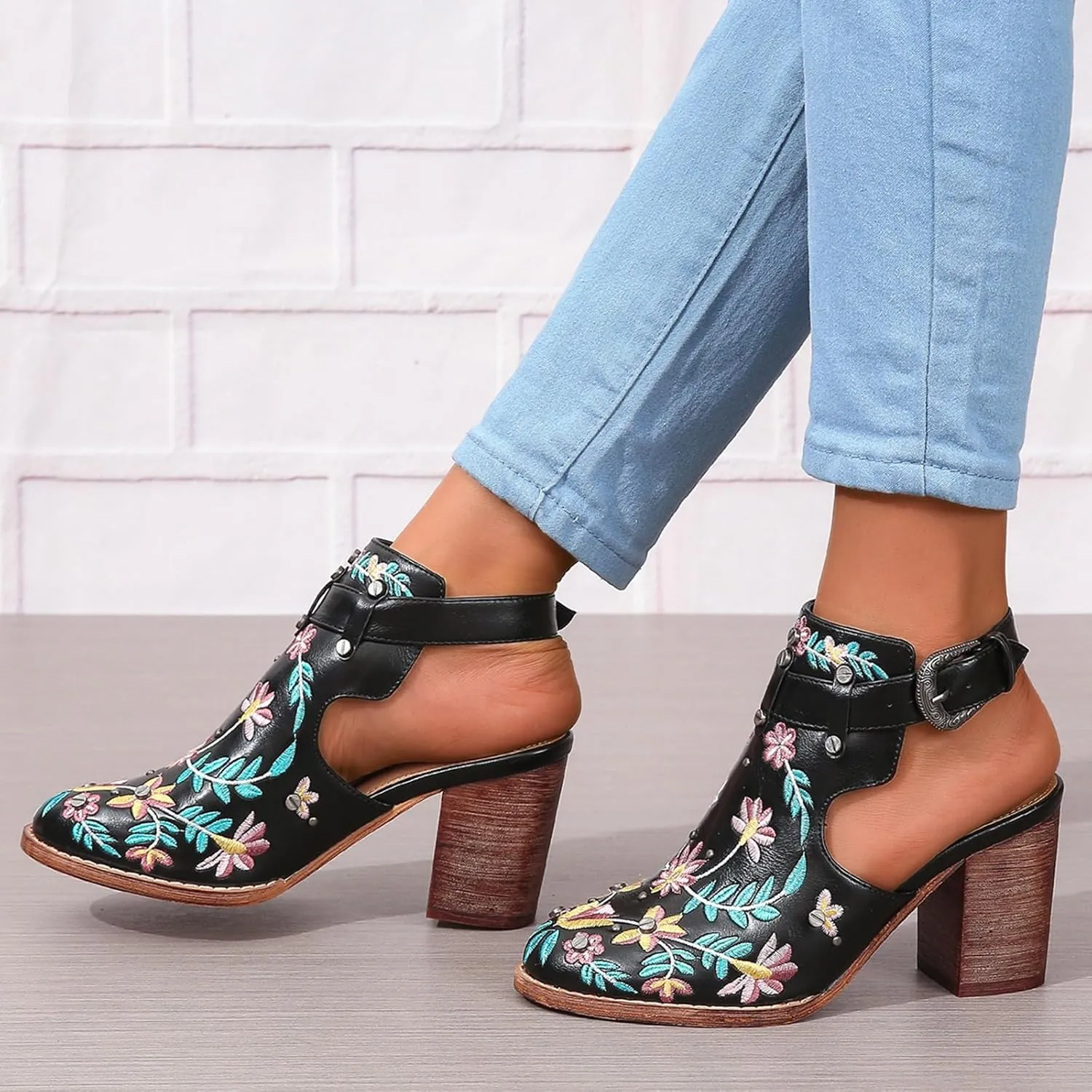 Women's Floral Embroidered Ankle Boots Round Toe Buckled Backless Western Vintage Wooden Chunky Heeled Shorts Booties