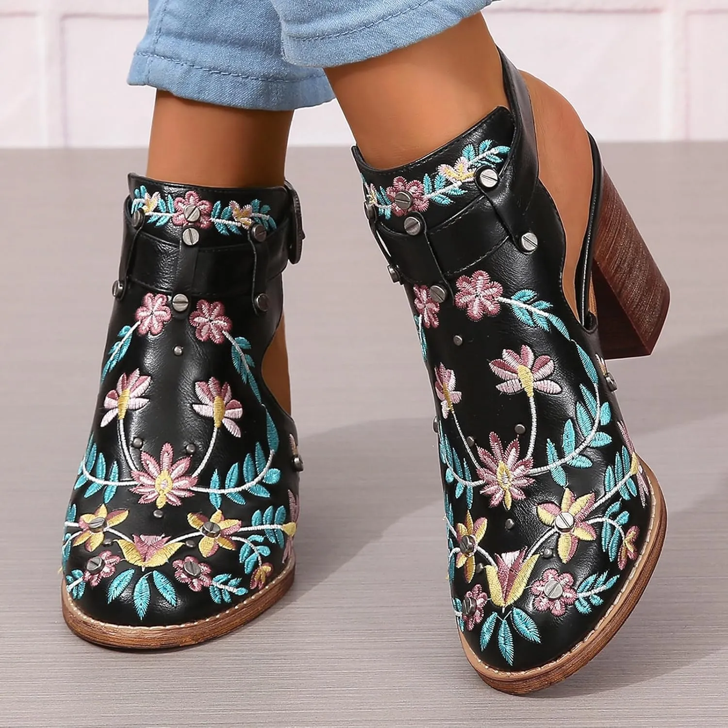 Women's Floral Embroidered Ankle Boots Round Toe Buckled Backless Western Vintage Wooden Chunky Heeled Shorts Booties