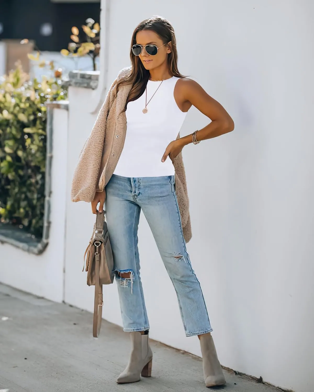 Womens Halter Tops Summer Sleeveless Shirts Sexy High Neck Fitted Tops Racer Back Tank Tops Blouses