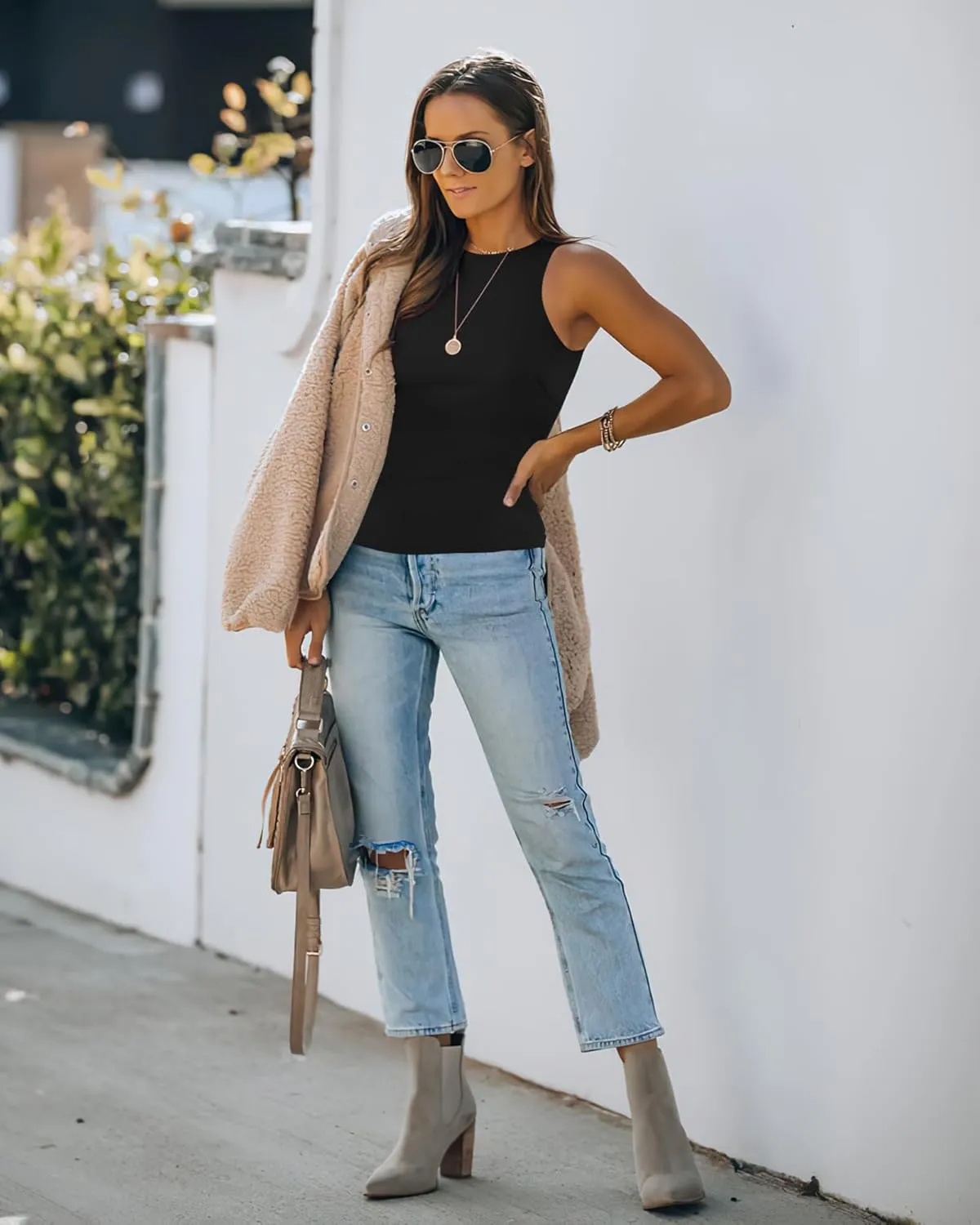 Womens Halter Tops Summer Sleeveless Shirts Sexy High Neck Fitted Tops Racer Back Tank Tops Blouses