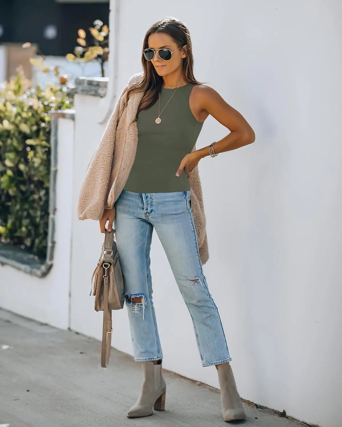 Womens Halter Tops Summer Sleeveless Shirts Sexy High Neck Fitted Tops Racer Back Tank Tops Blouses