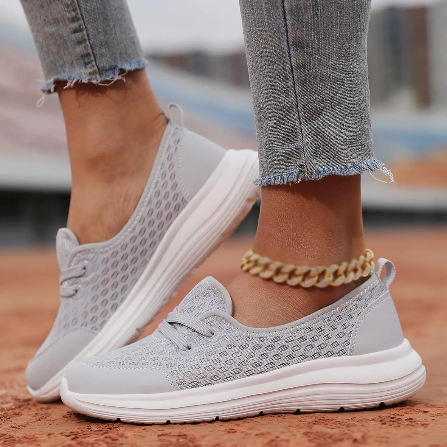 Womens Loafers Slip On Shoes Low Top Fashion Sneakers Breathable Slip On Arch Support Non-Slip Shoes Casual Walking Shoes