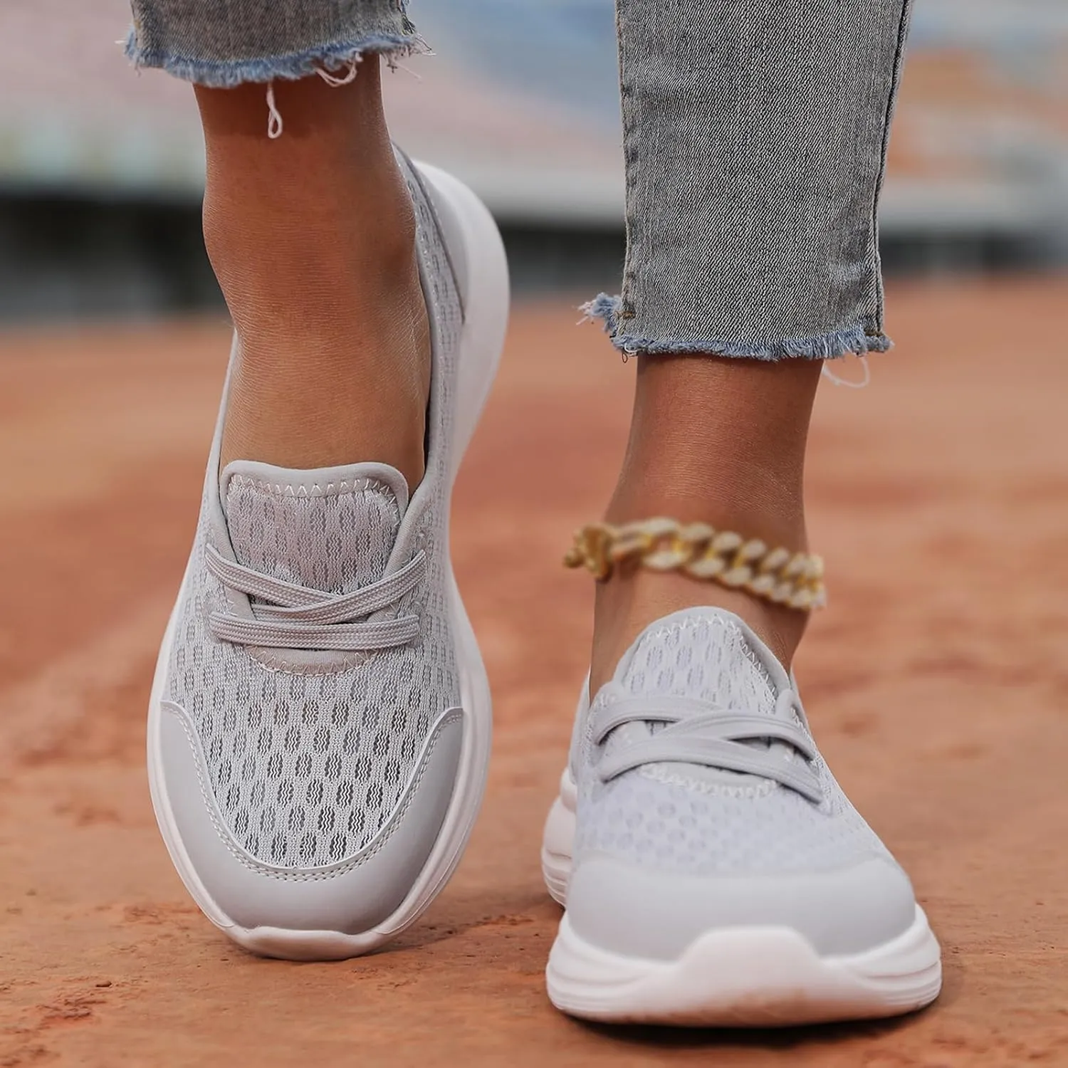 Womens Loafers Slip On Shoes Low Top Fashion Sneakers Breathable Slip On Arch Support Non-Slip Shoes Casual Walking Shoes
