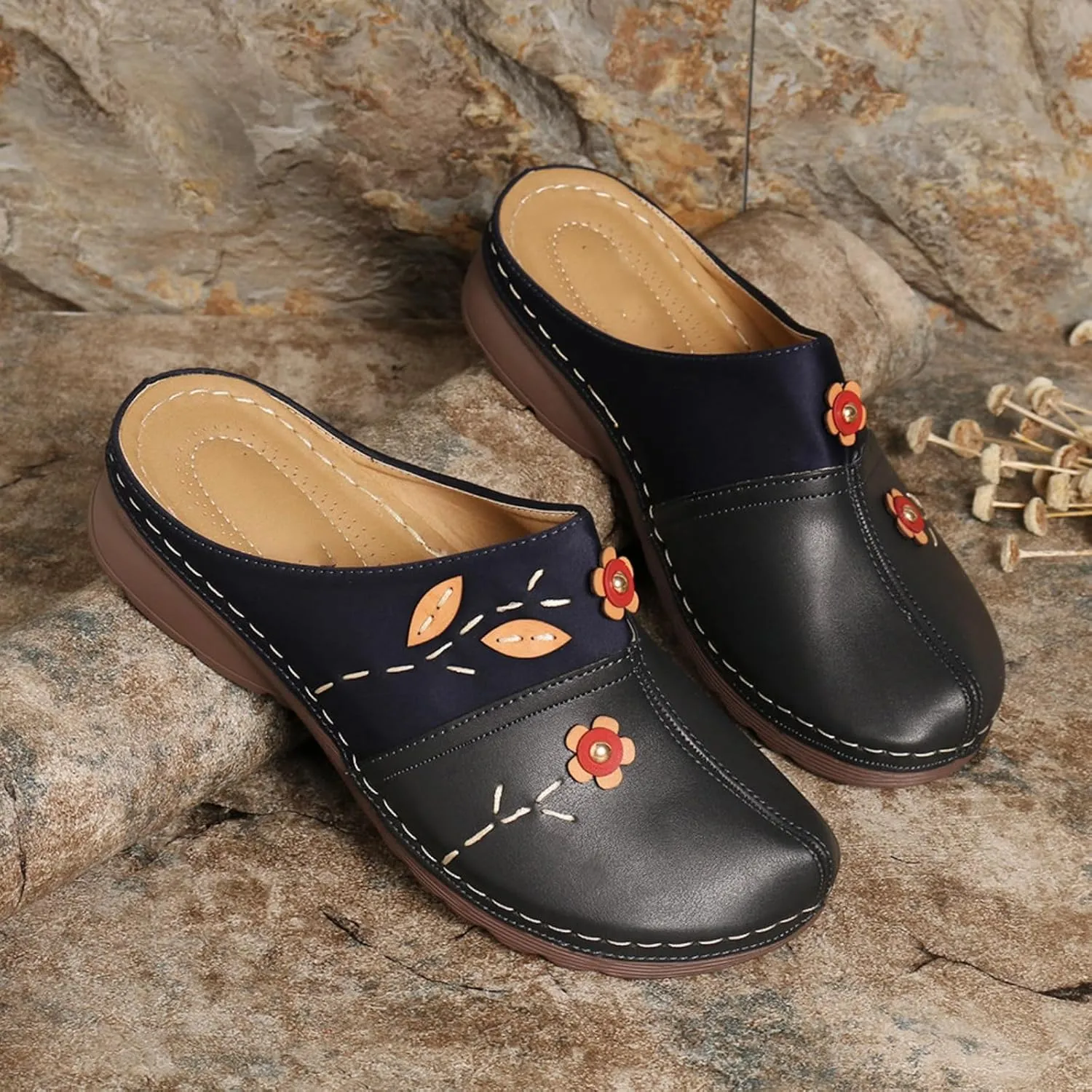 Womens Sandals Vintage Ethnic Style Floral Sandals Lightweight Shoes Summer Fashion Dressy Sandal Lambskin Sandal