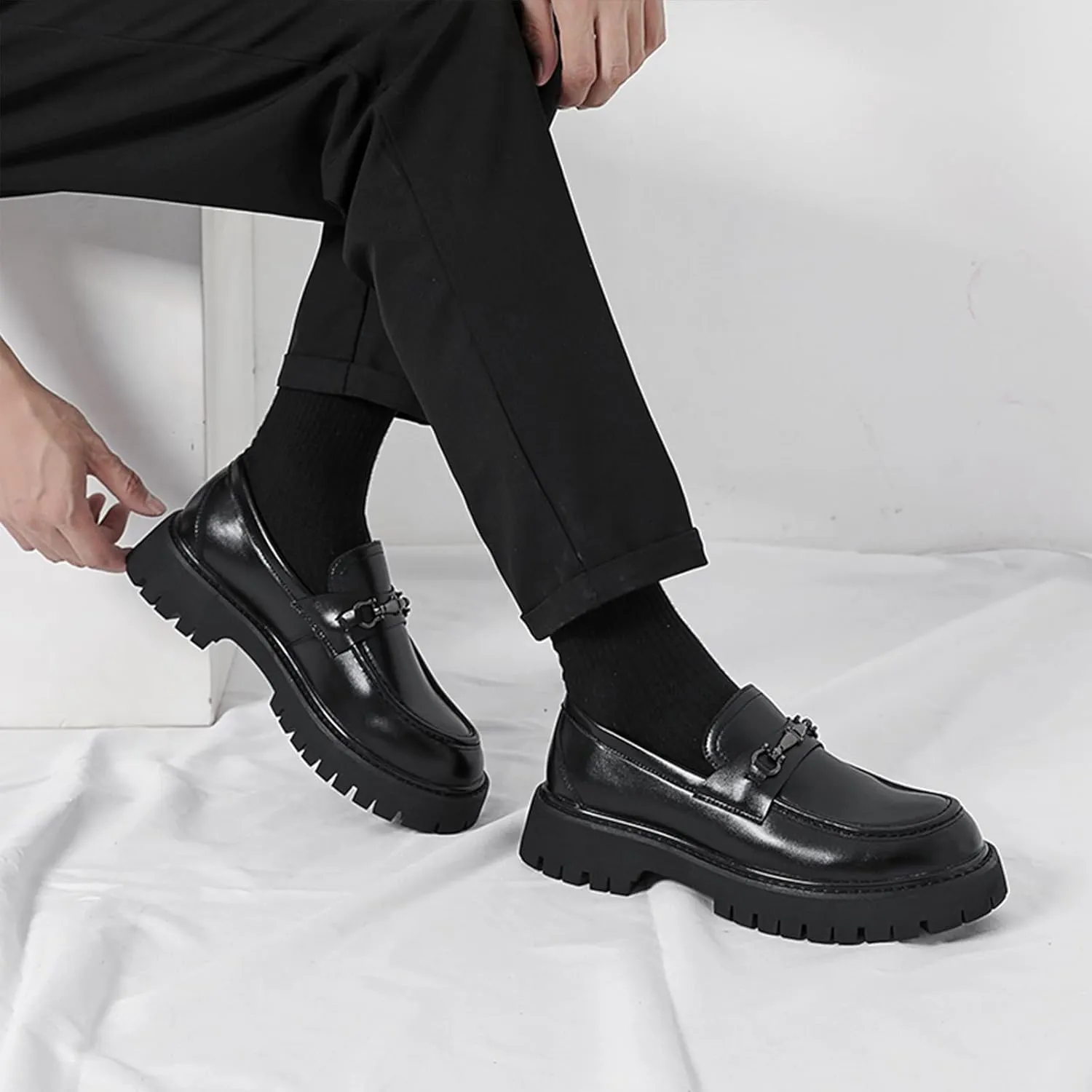 XENTORD Men's Patent Leather Platform Loafers Comfort Non-Slip Lug Sole Slip-On Dress Shoes with Metal Horsebit Detail for Business Office & Casual